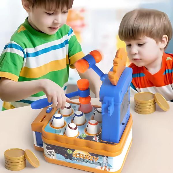 Brinquedo Jogo Toupeira Astronauta Louco Com Luz e Som - Castela - CASTELA BRASIL Imagem de Brinquedo Jogo Toupeira Astronauta Louco Com Luz e Som - Castela