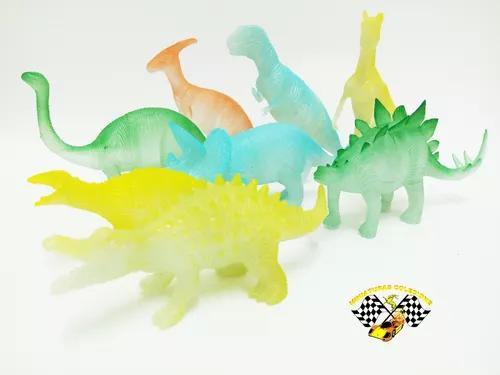 Imagem de Brinquedo Kit 8 Dinossauros Emborrachados Brilha no escuro