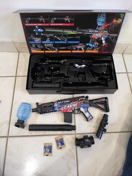 Imagem de Brinquedo Lançador de Bolinha De Gel Ak-47 Automatic Mira Laser + Bico C. Luz Jf028b Premium