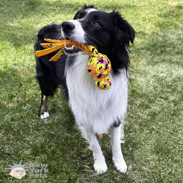 Imagem de Brinquedo Pelúcia Kong Wubba Ballistic High-Viz Para Cães Grande