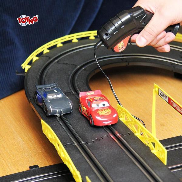 Imagem de Brinquedo Pista de Corrida com Controle Remoto, Carros - Toyng 