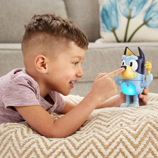 Imagem de Brinquedo VTech Bluey Shake It Bluey com som e luz de 3 a 6 anos