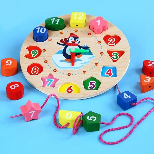 Brinquedos Educativos de Madeira Montessori para Crianças de 1 a 3 Anos Imagem de Brinquedos Educativos de Madeira Montessori para Crianças de 1 a 3 Anos
