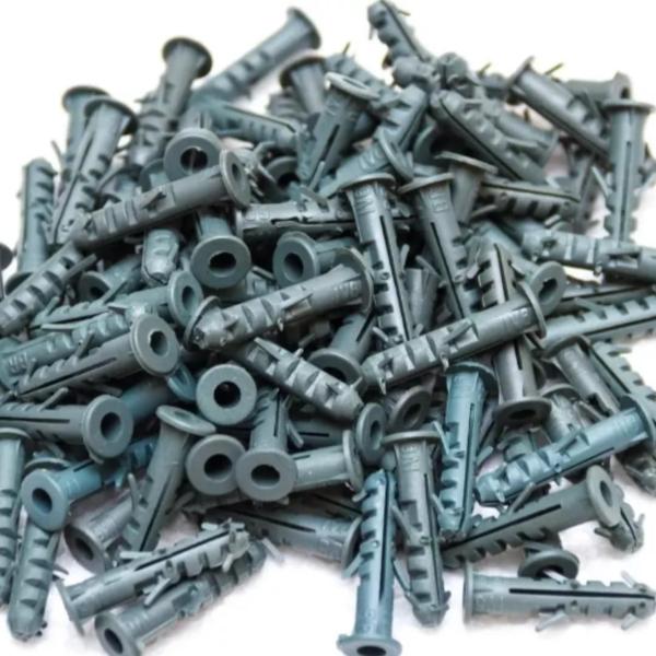 Bucha de Parede Para Parafuso 8mm IvPlast 80 Unidades - IV PLAST Imagem de Bucha de Parede Para Parafuso 8mm IvPlast 80 Unidades