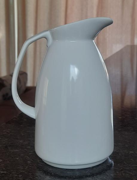 Imagem de Bule Cafeteira Café, Chá, Leite 1400ml - Estilo garrafa térmica - Porcelana Branca Importada