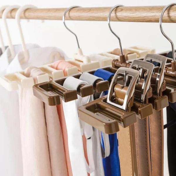 Cabide Organizador de Guarda-Roupa Rotativo para Cintos e Cachecóis Imagem de Cabide Organizador de Guarda-Roupa Rotativo para Cintos e Cachecóis