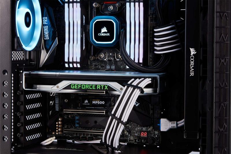 Imagem de Cabos PCIe (Single Connector) CORSAIR Premium com manga individual  Preto, garantia de 2 anos, para PSUs Corsair