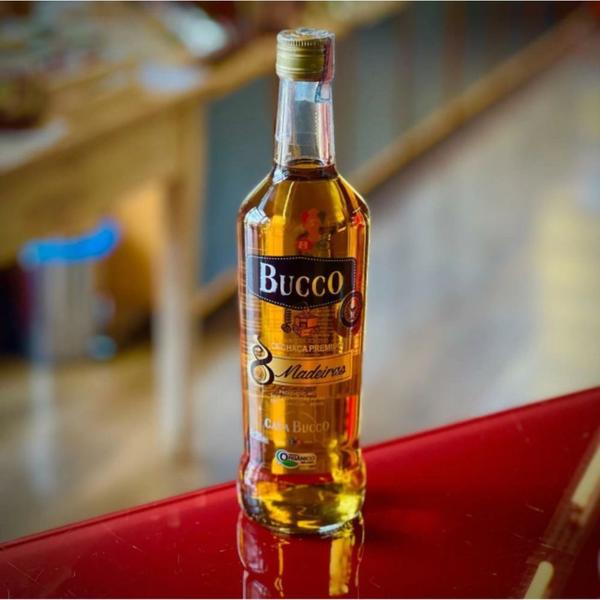 Imagem de Cachaça Casa Bucco 8 Madeiras 700ml