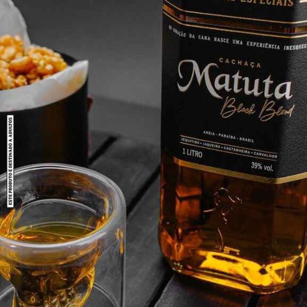 Imagem de Cachaça Matuta Black Blend 1l