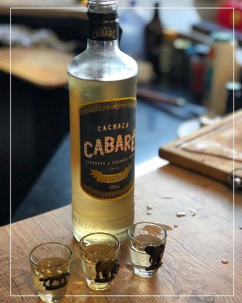 Imagem de Cachaça Ouro Cabaré Garrafa 700ml