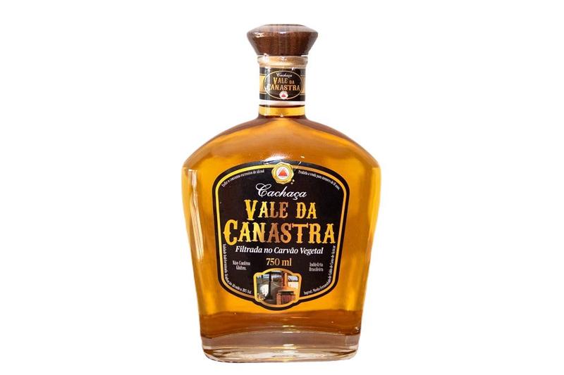 Imagem de Cachaça Ouro Magnate 750ml - Vale da Canastra