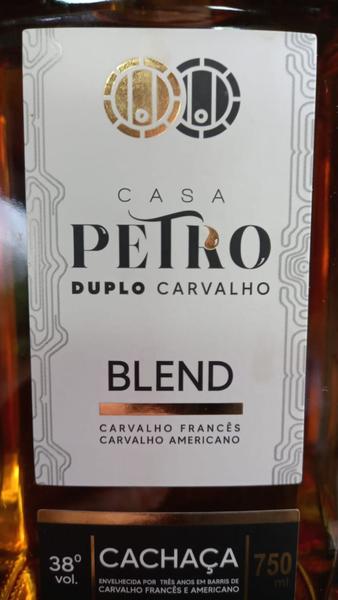 Imagem de Cachaça Petro Blend Carvalho Americano e Francês 750ml 38% Vol. Premium