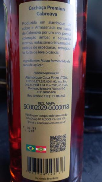 Imagem de Cachaça Petro Cabreúva 700ml 38% Vol.