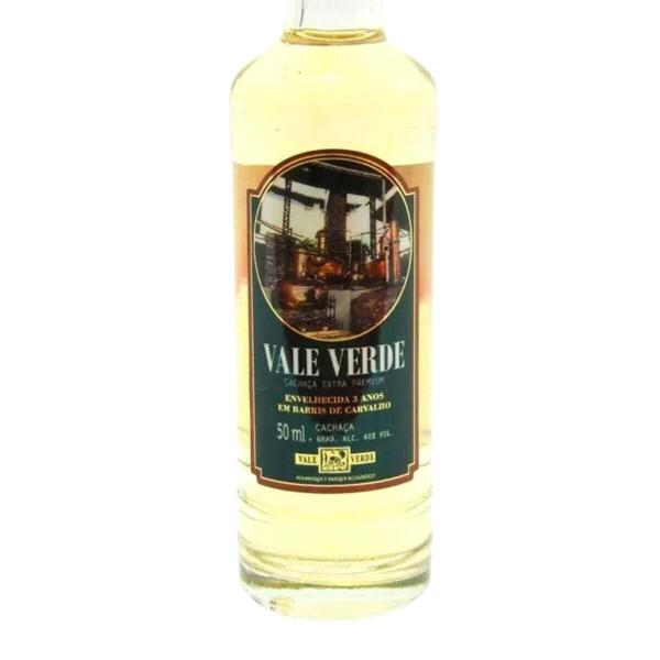 Cachaca vale verde ouro miniatura 50ml - CACHACA DE MINAS Imagem de Cachaca vale verde ouro miniatura 50ml