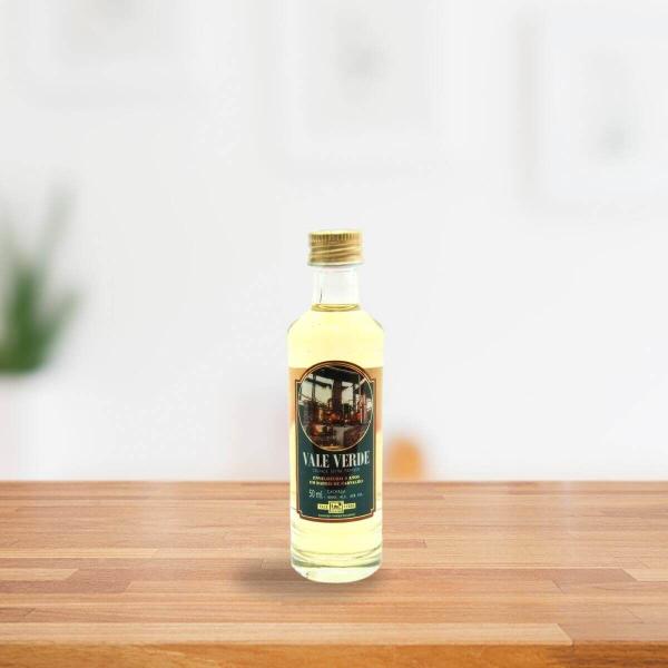 Cachaca vale verde ouro miniatura 50ml - CACHACA DE MINAS Imagem de Cachaca vale verde ouro miniatura 50ml