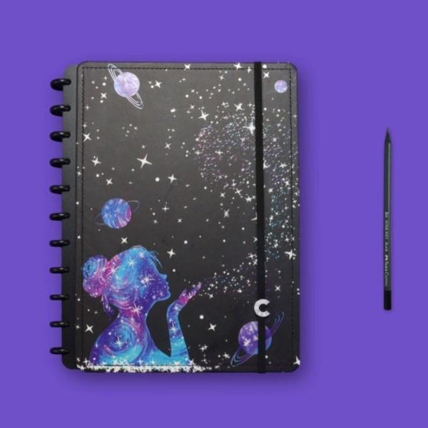 Imagem de Caderno Inteligente Grande- By Gocase Poeira Das Estrelas