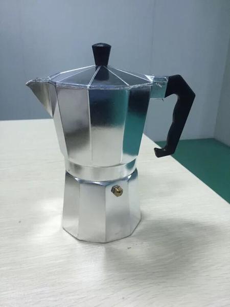 Imagem de Cafeteira Italiana Em Alumínio Para 6 Xicaras 