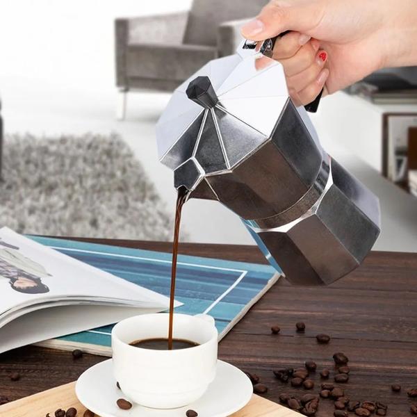 Imagem de Cafeteira Italiana Moka Alumínio 300ml 6 Xícaras Cafezinho Expresso