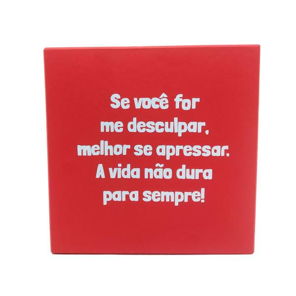 Imagem de Caixa de presente cartonada tamanho 19x19x10 com mensagem