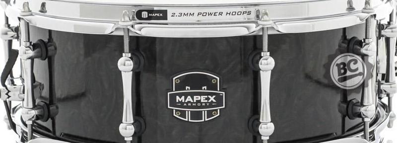 Imagem de Caixa Mapex Armory The Sabre Maple Walnut Black over Figured Wood 14x5,5 com Aros Power Hoop