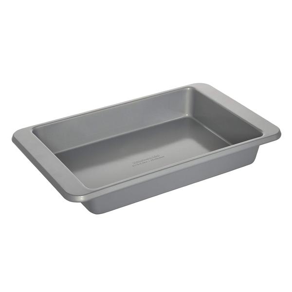 Imagem de Cake Pan KitchenAid em aço aluminizado antiaderente 9x13 em prata