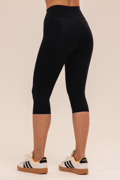 Imagem de Calça Corsário Legging Capri 3/4 Curta Preta Emana Tratamento Lipedema Cós Alto