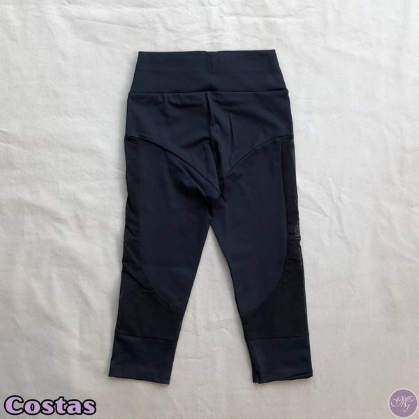 Calça Feminino Corsario com Recorte Fitness 20897005 - Selene Imagem de Calça Feminino Corsario com Recorte Fitness 20897005 - Selene