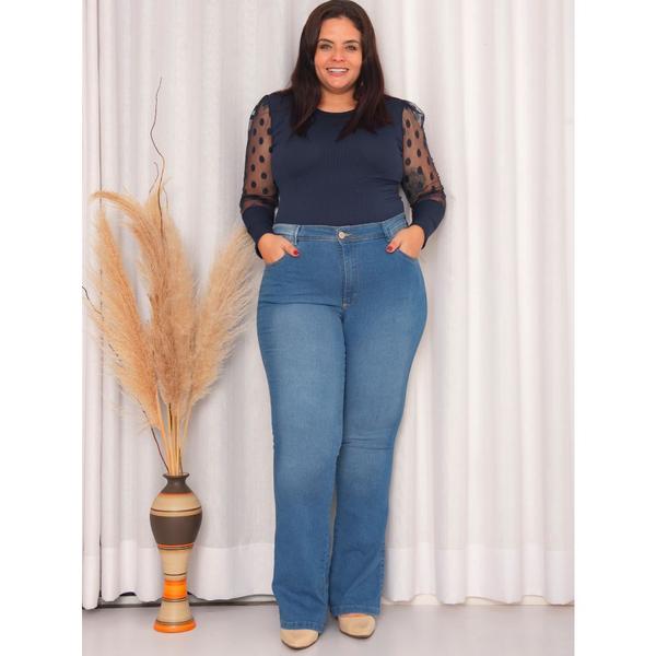 Calça Flare Jeans Feminina Plus Size Clara cintura alta boca larga