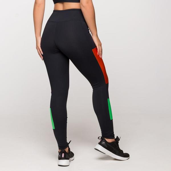 Imagem de Calça Legging Academia Poliamida com Recorte Laranja e Verde