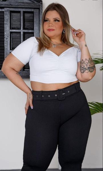 Imagem de Calça Legging Canelada Com Cinto Tecido 3D Plus Size Preta Feminina Moda Blogueira