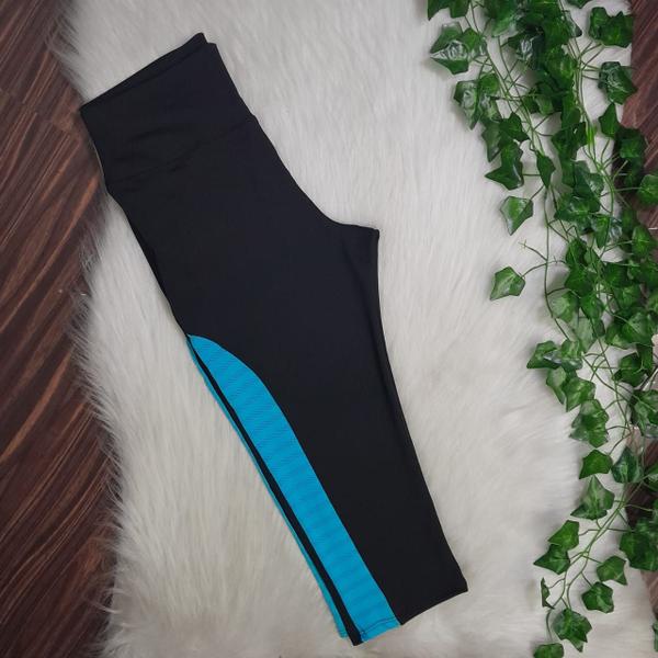 Imagem de Calça Legging Capri Corsário Dry Feminina  Academia Fitness