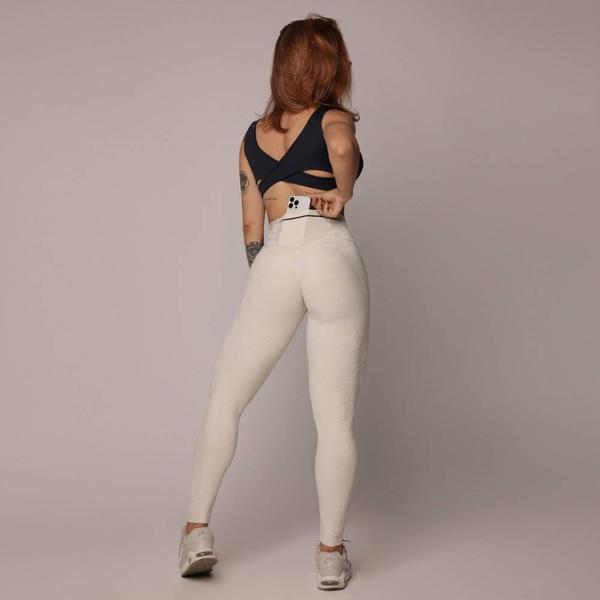 Imagem de Calca Legging Empina Bumbum Travel Round Off White Moving