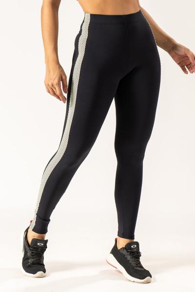 Calça Legging Fit Lolita preto - Apneia Imagem de Calça Legging Fit Lolita preto