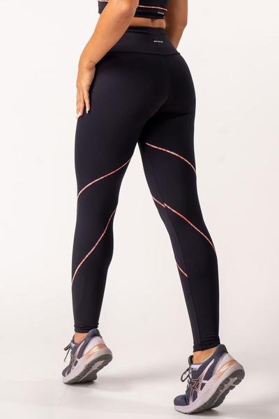Calça Legging Sacarias preto - Apneia Imagem de Calça Legging Sacarias preto