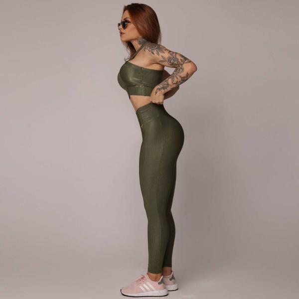 Imagem de Calca Legging Viena Empina Bumbum Glossy VerdeMilitar Moving