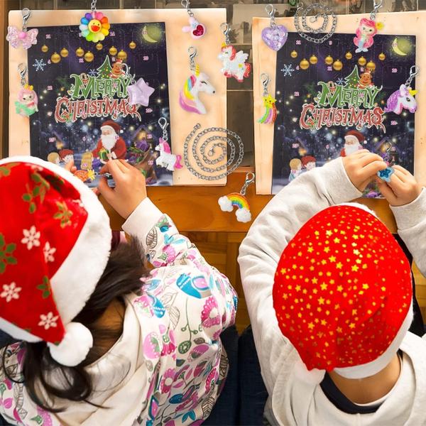 Imagem de Calendário do Advento de Natal OumuaMua 2024 para meninas com joias