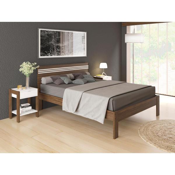 Imagem de Cama De Casal Branca com Cabeceira 195 cm X 148,6 cm