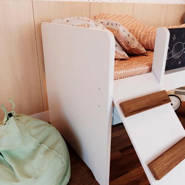 Cama Infantil com Escorregador e Lousa Branco - Alice Shop JM - COMPLETA MOVEIS Imagem de Cama Infantil com Escorregador e Lousa Branco - Alice Shop JM