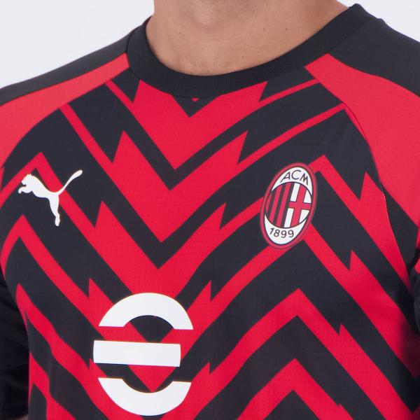 Imagem de Camisa Puma Milan Pré-Jogo 2024 Vermelha e Preta