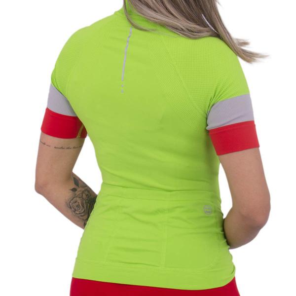 Camiseta ciclismo feminina Lupo. Imagem de Camiseta ciclismo feminina Lupo.