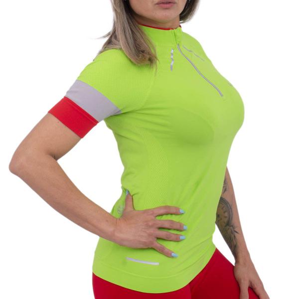 Camiseta ciclismo feminina Lupo. Imagem de Camiseta ciclismo feminina Lupo.