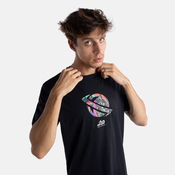 Camiseta Lost Mushroom Saturn Imagem de Camiseta Lost Mushroom Saturn