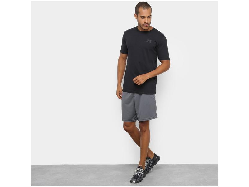 Camiseta Under Armour Sportstyle Masculina - Manga Curta Preta Imagem de Camiseta Under Armour Sportstyle Masculina