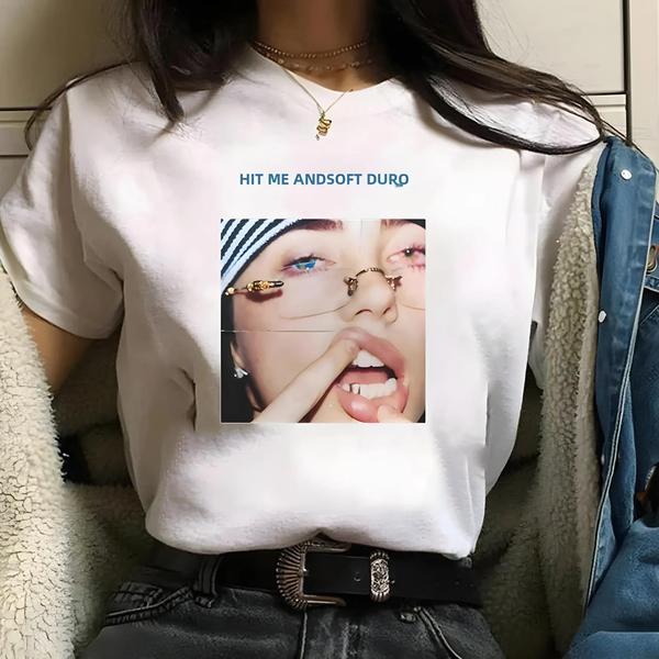 Imagem de Camiseta Unissex Estampada Y2k Gildan 2024 Novo Álbum Hit Me Hard And Soft L Amour De Mavie Billie