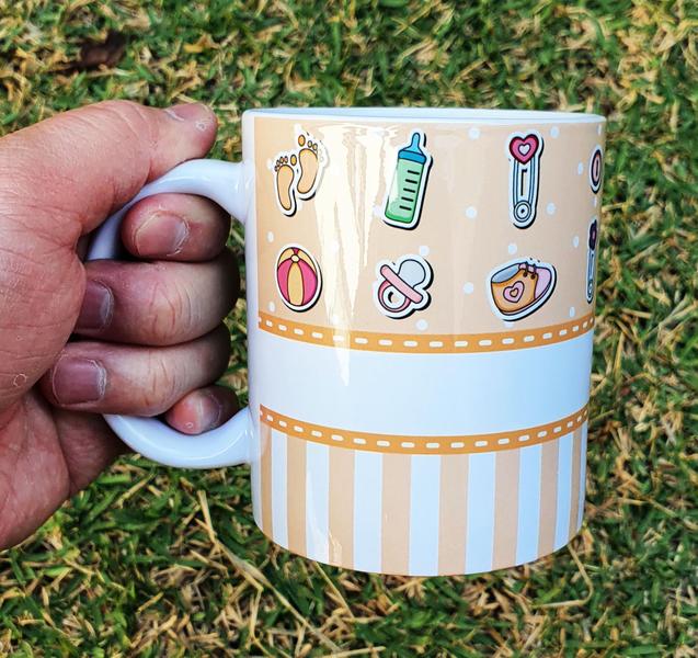 Caneca Branca Grávida / Batizado Supresa para Vovô e Vovó - GMH Prod. Serv. e Repr. Imagem de Caneca Branca Grávida / Batizado Supresa para Vovô e Vovó
