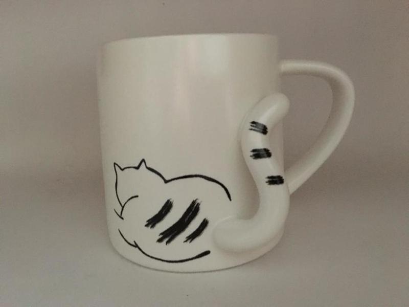 Imagem de Caneca Cerâmica Branca Rabo de Gato 350ml World Classic