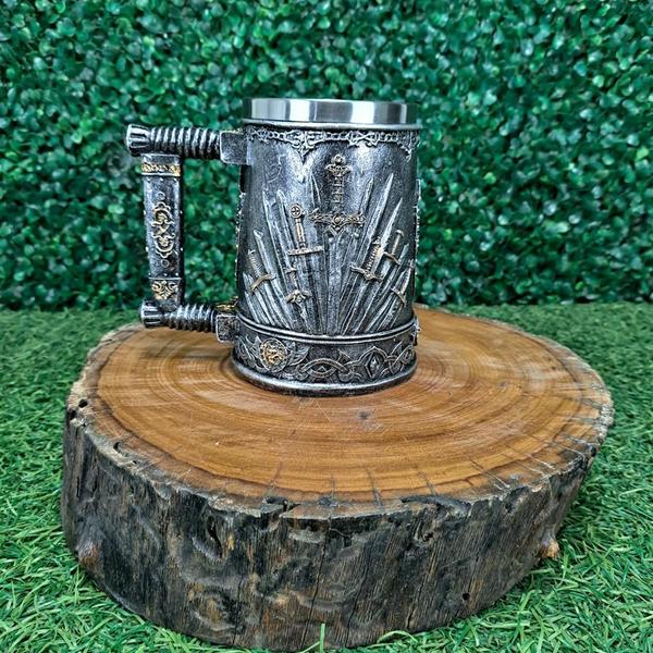 Imagem de Caneca Chopp 3D Trono de Ferro Medieval Presente Coleção