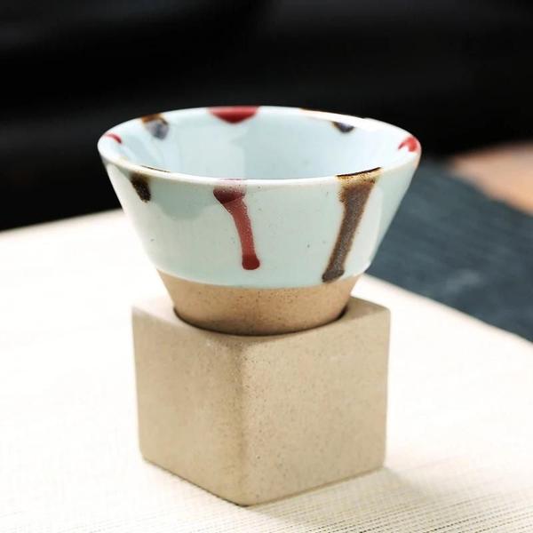 Imagem de Caneca de Cerâmica Japonesa em Formato de Cone - Para Chá, Café e Latte