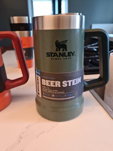 Imagem de Caneca de Cerveja Térmica Verde 709ml Stanley Original