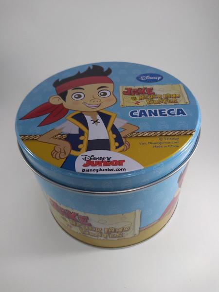 Imagem de Caneca De Porcelana Na Lata Jake E Os Piratas 350 Ml Disney